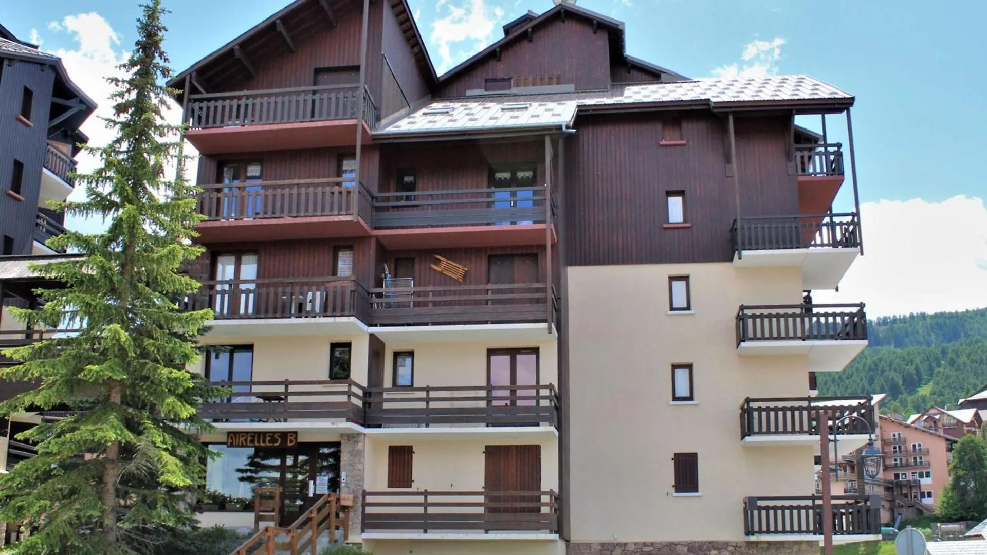 Studio Confortable Avec Balcon Pres Des Pistes, 4 Couchages - Risoul 1850 - Fr-1-330-496 0*,  צרפת