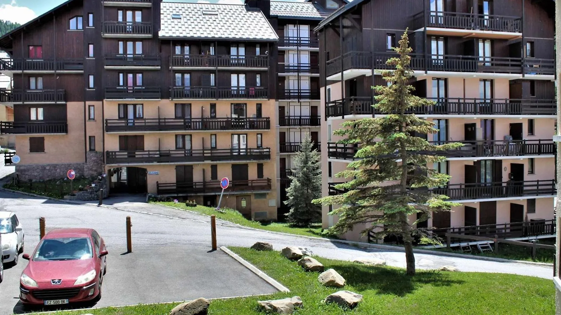 Studio Confortable Avec Balcon Pres Des Pistes, 4 Couchages - Risoul 1850 - Fr-1-330-496 Apartment