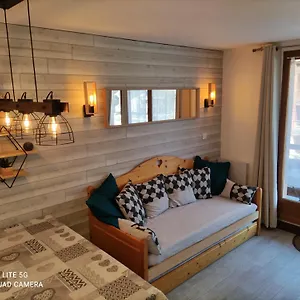 *risoul* Jolie T2 De 5/6 Couchages Appartement